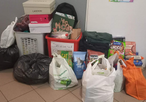 Zebrane rzeczy dla Rodziny w ramach akcji Szlachetnej Paczki.