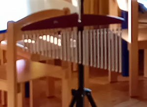 Dzwonek wietrzny - instrument wietrzny.